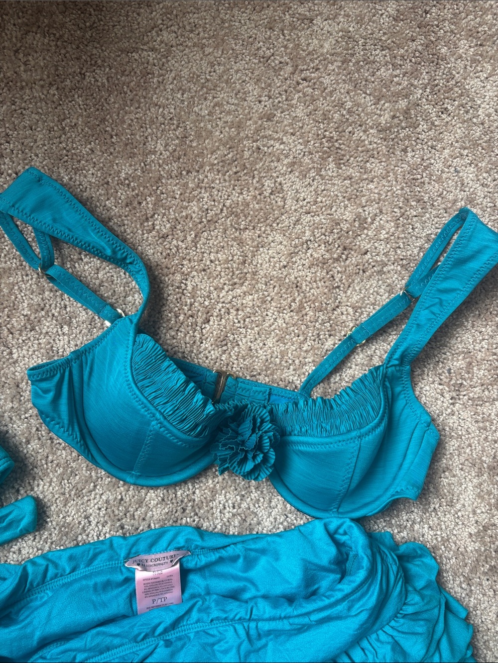 Juicy Couture swim skirt set bonus Betsey Johnson bikini top s/p - Picture 4 of 7